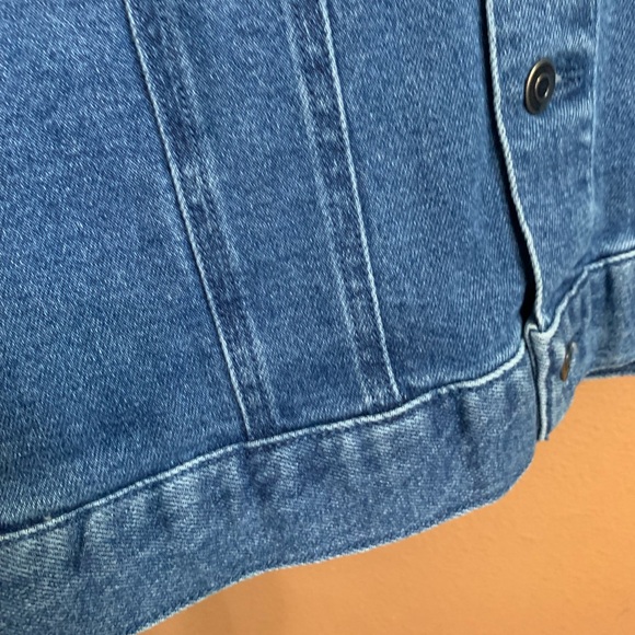 2023 Disney Parks Joey Chou Castle Magic Kingdom Denim Patch Jacket Adult XL NWT - Picture 9 of 11